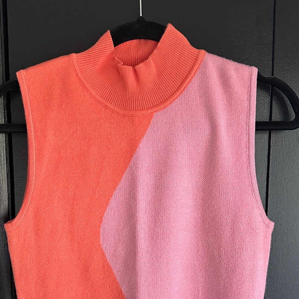 Sleeveless Pink and Orange Knit Dress - Picture 3 of 3